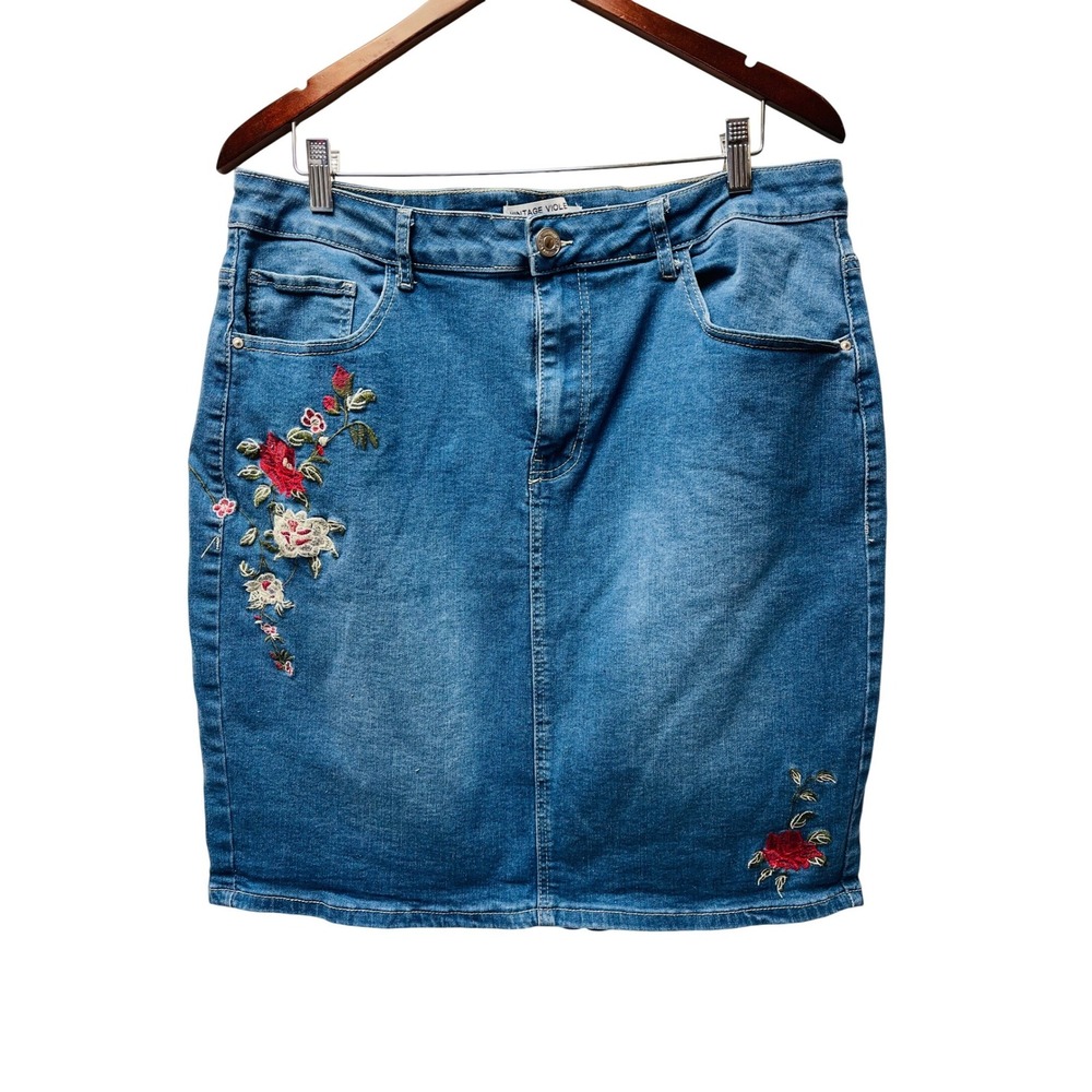 Vintage Violet Mini Skirt 3X Blue Denim Embroidered Floral Stretch Festival Boho